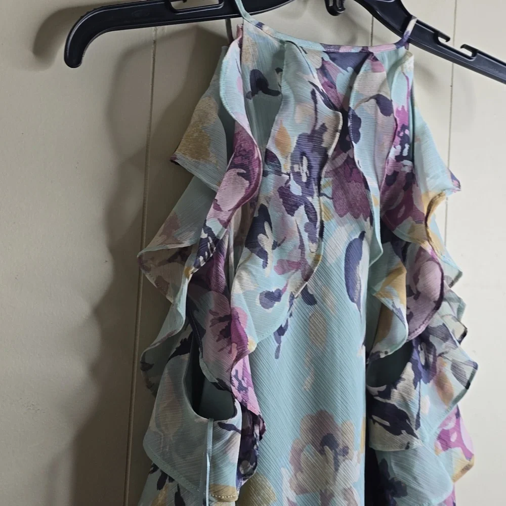 Women's Floral Ruffle Top - Blue and Purple 8 Lauren Ralph Lauren - Picture 9 of 9